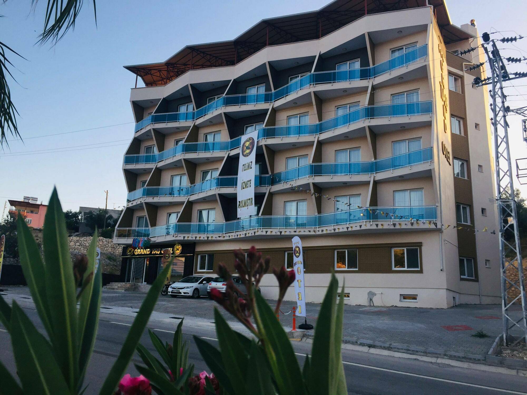 Grand Tas Otel Mut Экстерьер фото